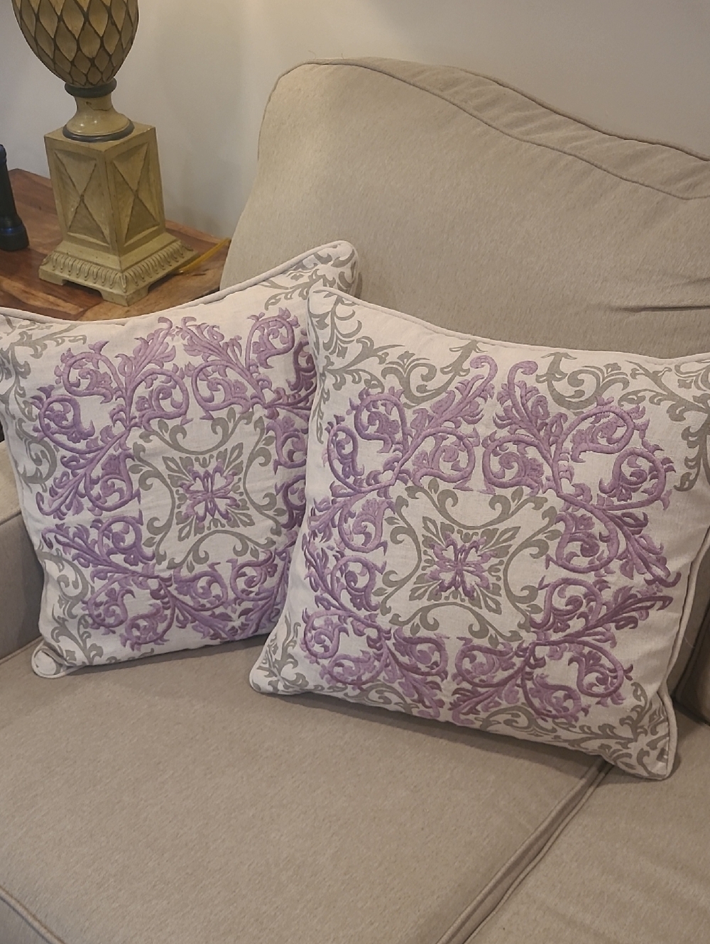 Pair of Villa Throw Pillows